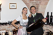 Die Hotel-Juniorchefs Christine und Daniel Stock im hauseigenen Weinkeller (©Foto: fotosedlak)